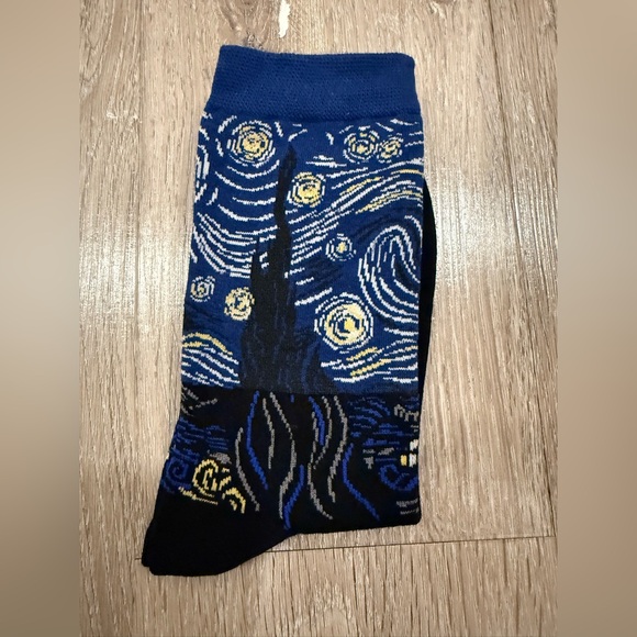 Starry Night Patterned Socks - Picture 3 of 3